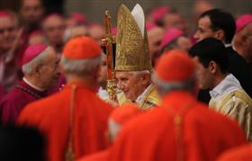 Papa Bento XVI oficializa 24 novos cardeais. Arcebispo brasileiro integra a lista 