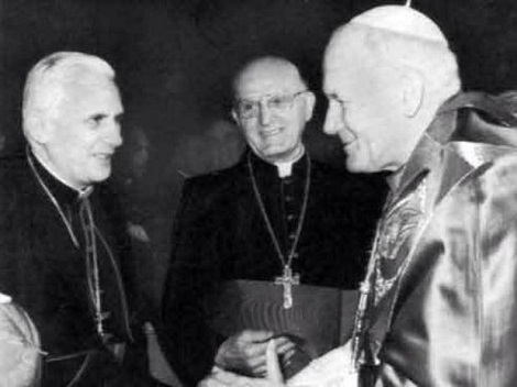 Três últimos papas reunidos